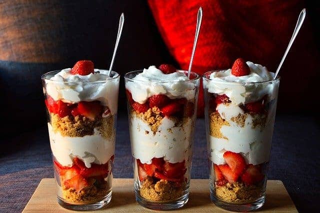 dieetdessert met fruit en yoghurt